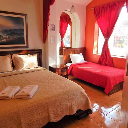 Hostal Imperial Quito Buitenkant foto