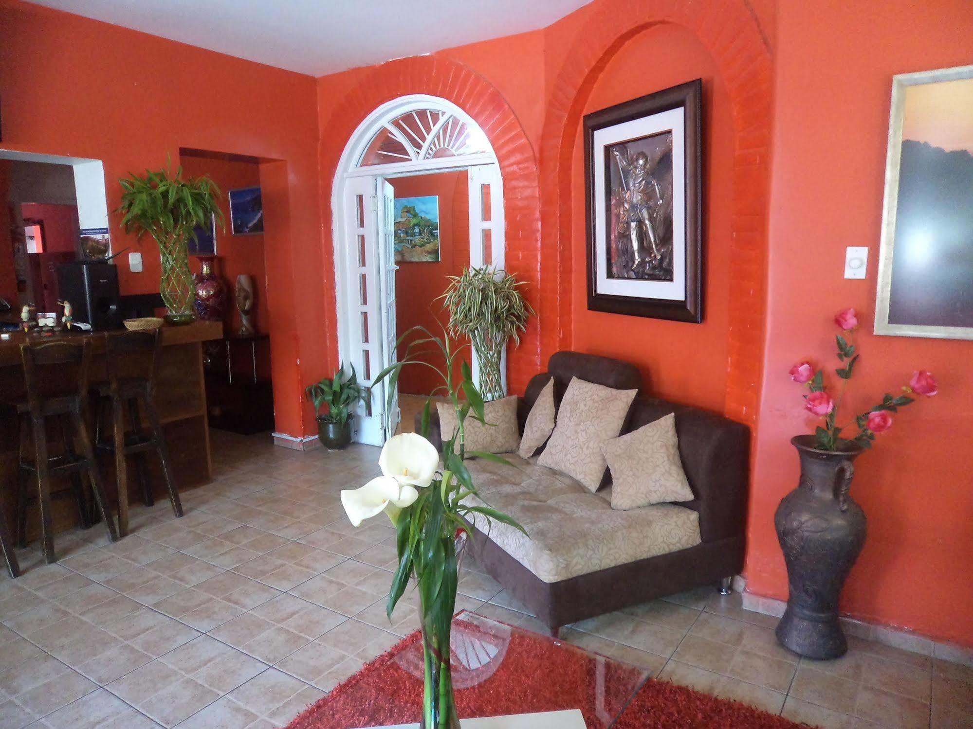 Hostal Imperial Quito Buitenkant foto