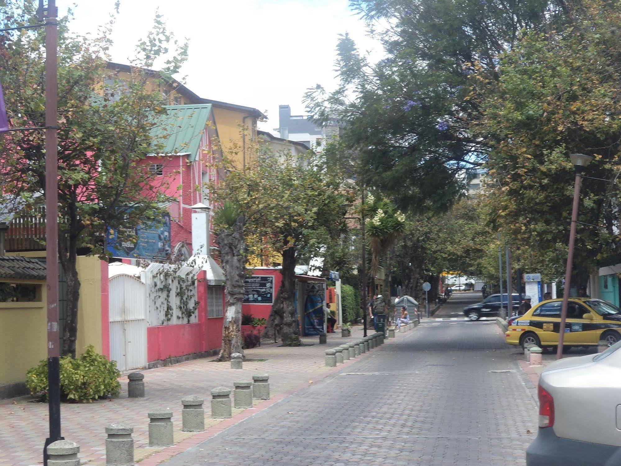 Hostal Imperial Quito Buitenkant foto
