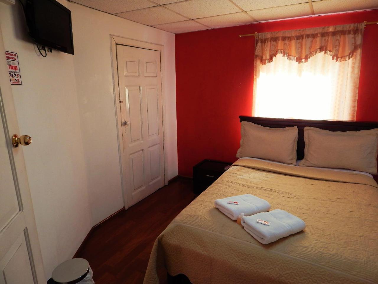 Hostal Imperial Quito Buitenkant foto