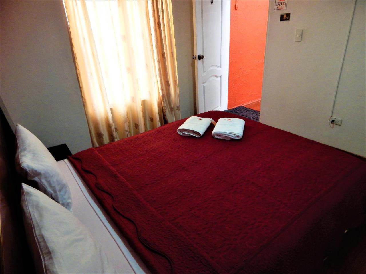 Hostal Imperial Quito Buitenkant foto