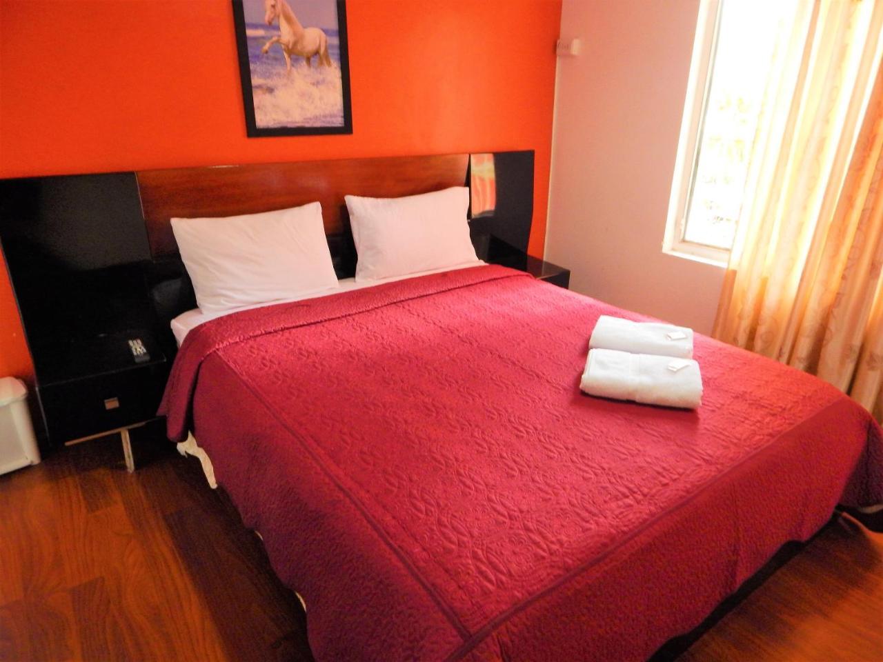 Hostal Imperial Quito Buitenkant foto