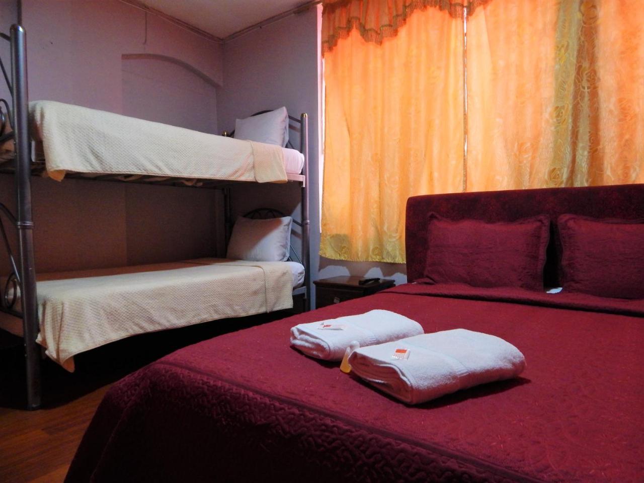 Hostal Imperial Quito Buitenkant foto