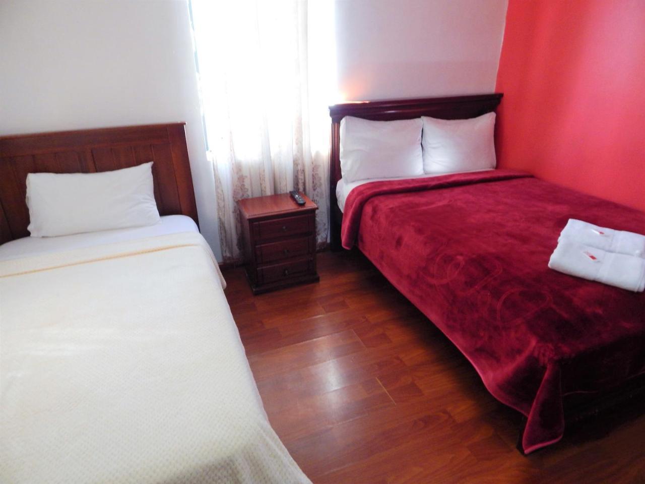 Hostal Imperial Quito Buitenkant foto