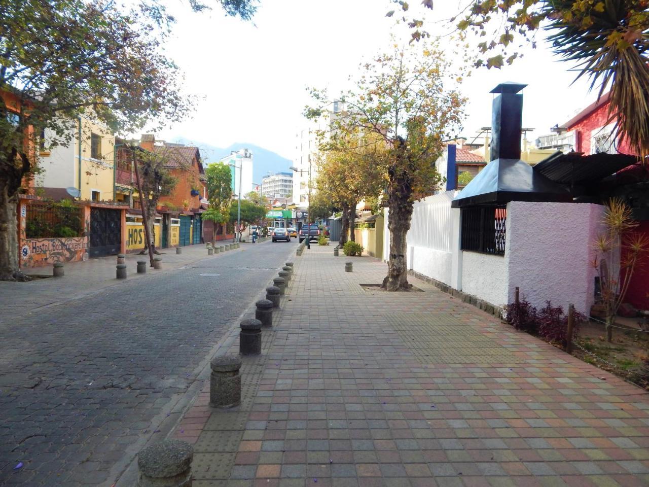 Hostal Imperial Quito Buitenkant foto