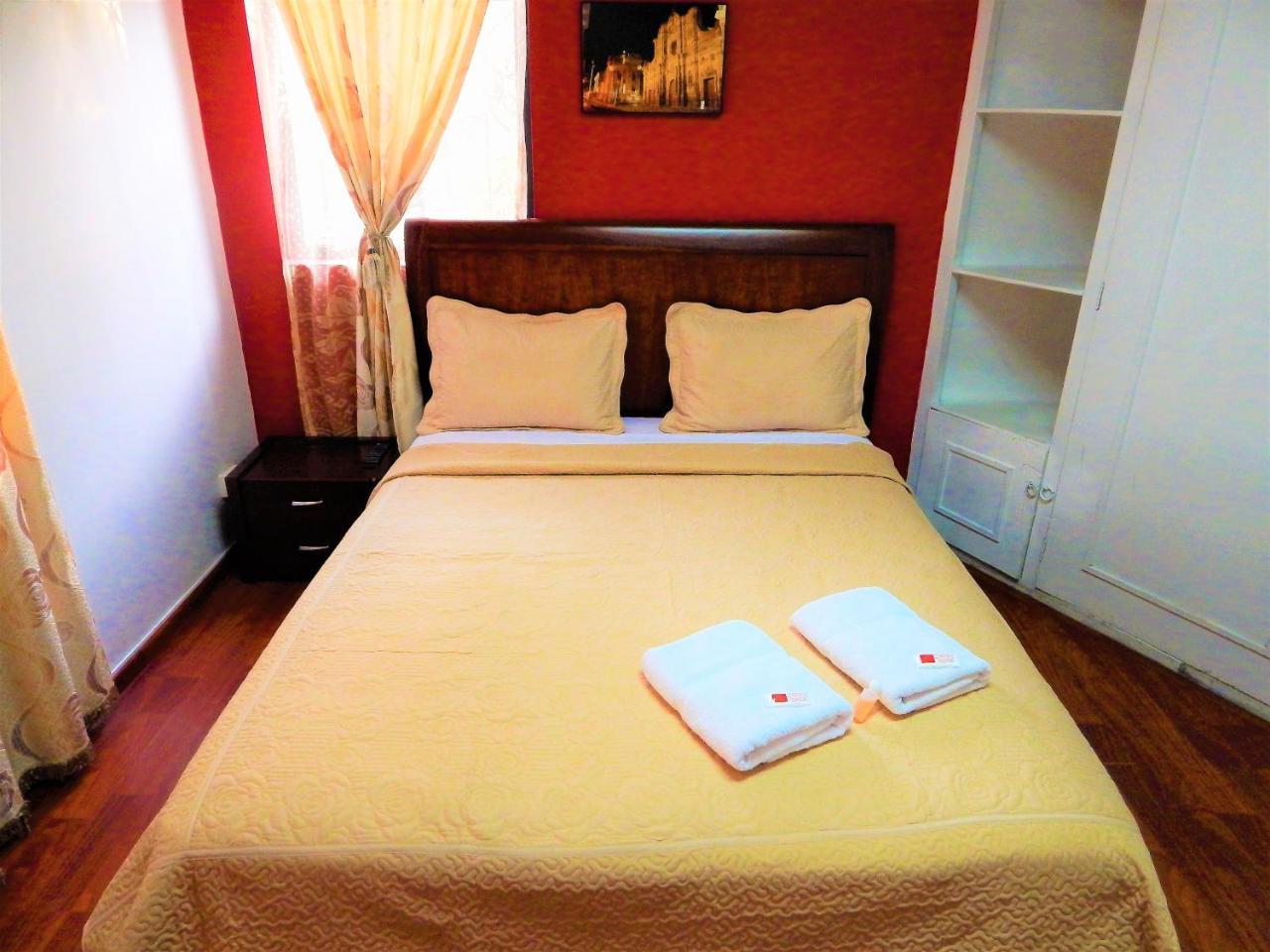 Hostal Imperial Quito Buitenkant foto