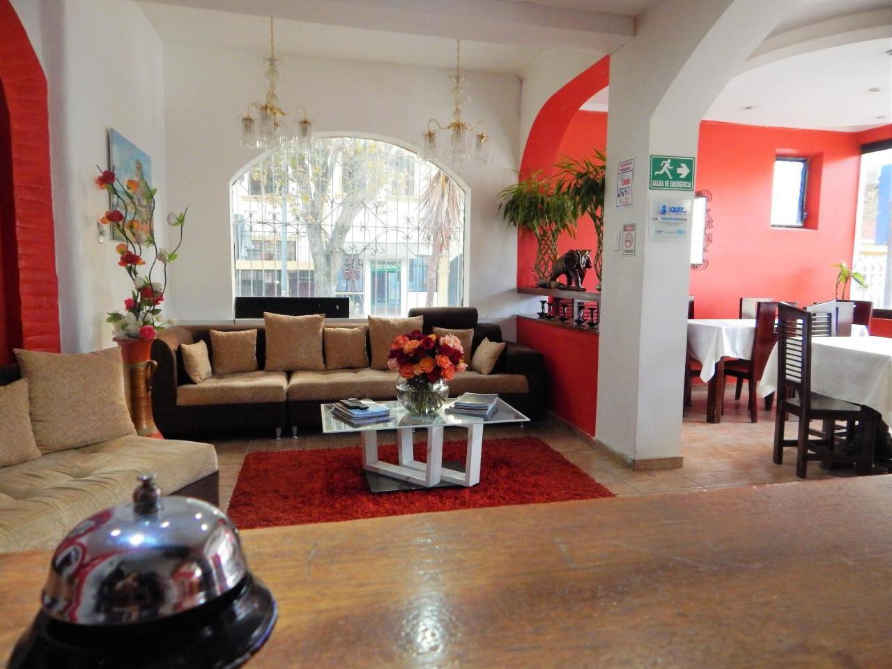 Hostal Imperial Quito Buitenkant foto