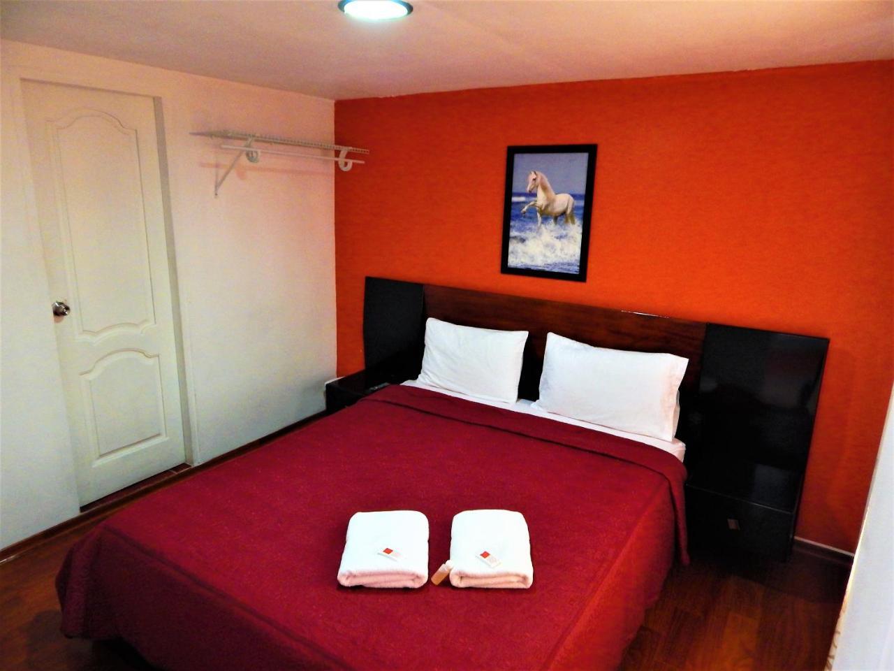 Hostal Imperial Quito Buitenkant foto