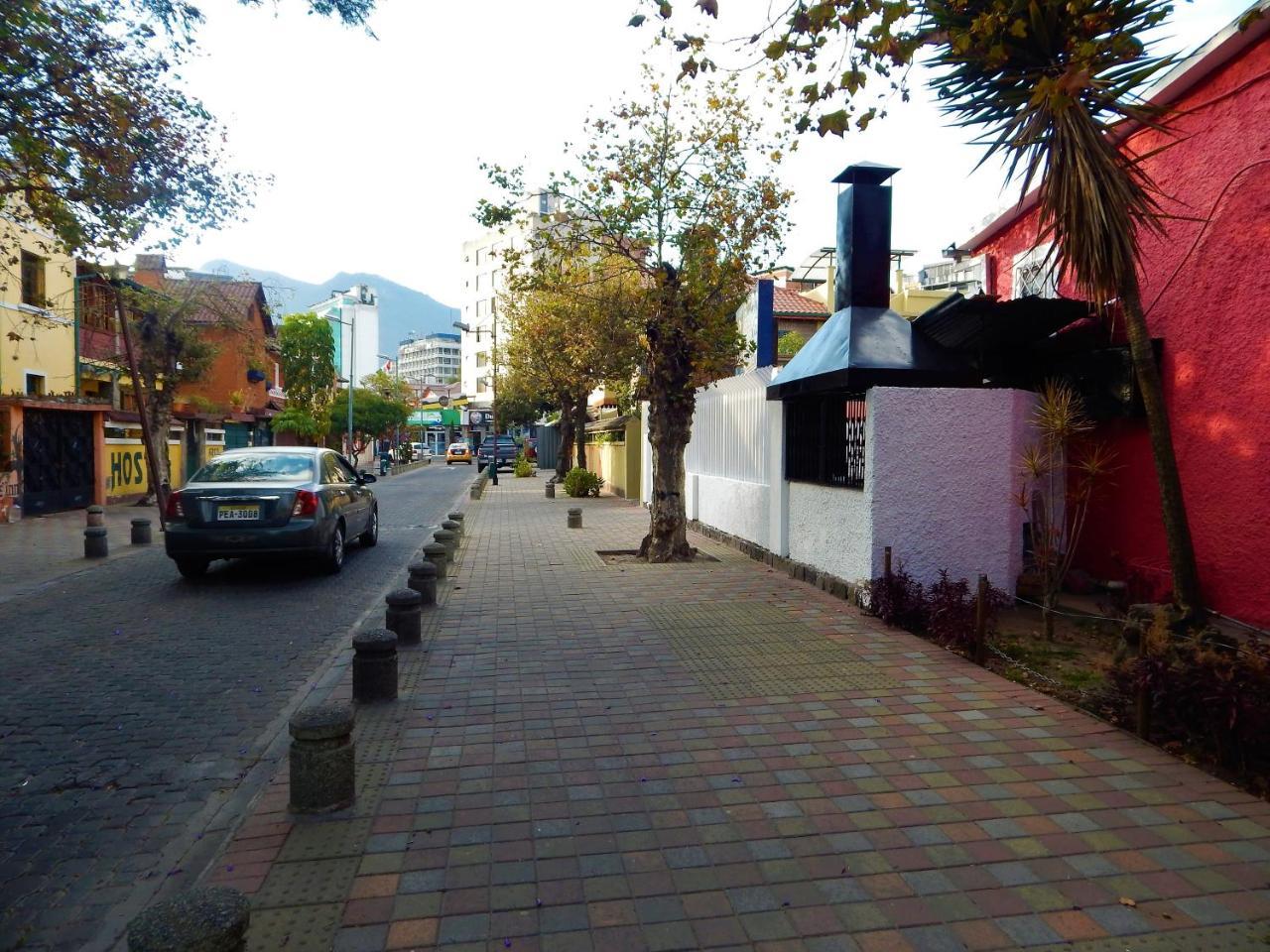 Hostal Imperial Quito Buitenkant foto