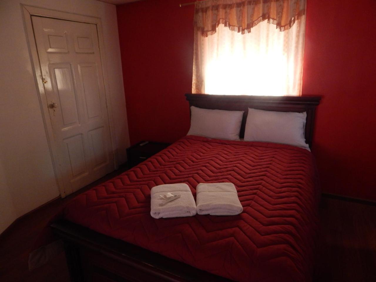 Hostal Imperial Quito Buitenkant foto